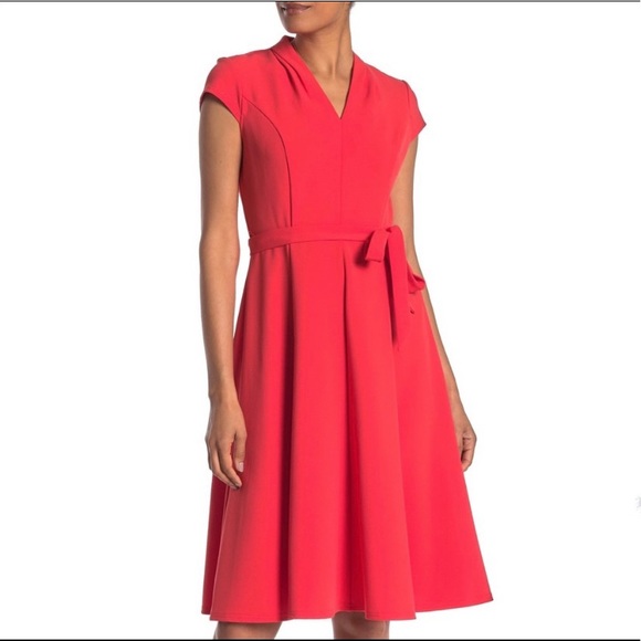 Sharagano Dresses & Skirts - SHARAGANO DRESS CORAL PINK V-NECK BELTED SHORT SLEEVE KNIT COMFORTABLE SIZE 14